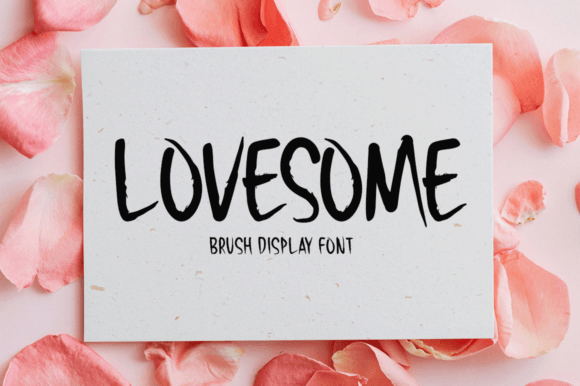 Lovesome: The Display Typeface for Modern Editorial Design